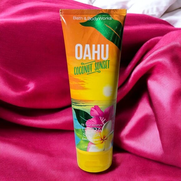 BATH & BODY WORKS 8OZ. OAHU Coconut Sunset 24 Hr. Ultra Shea Cream - Picture 1 of 5